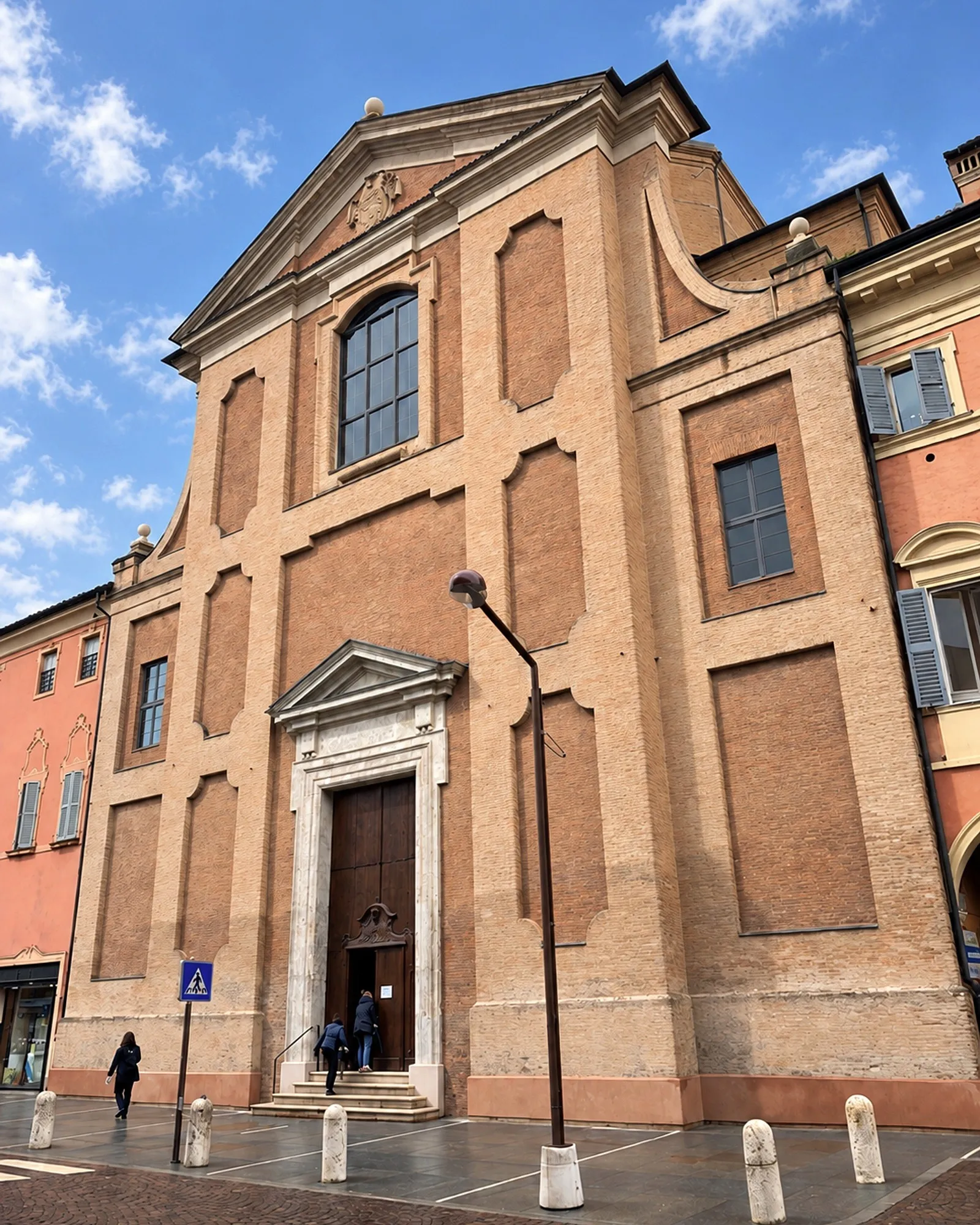 Chiesa di S. Ignazio di Loyola — Carpi (MO)