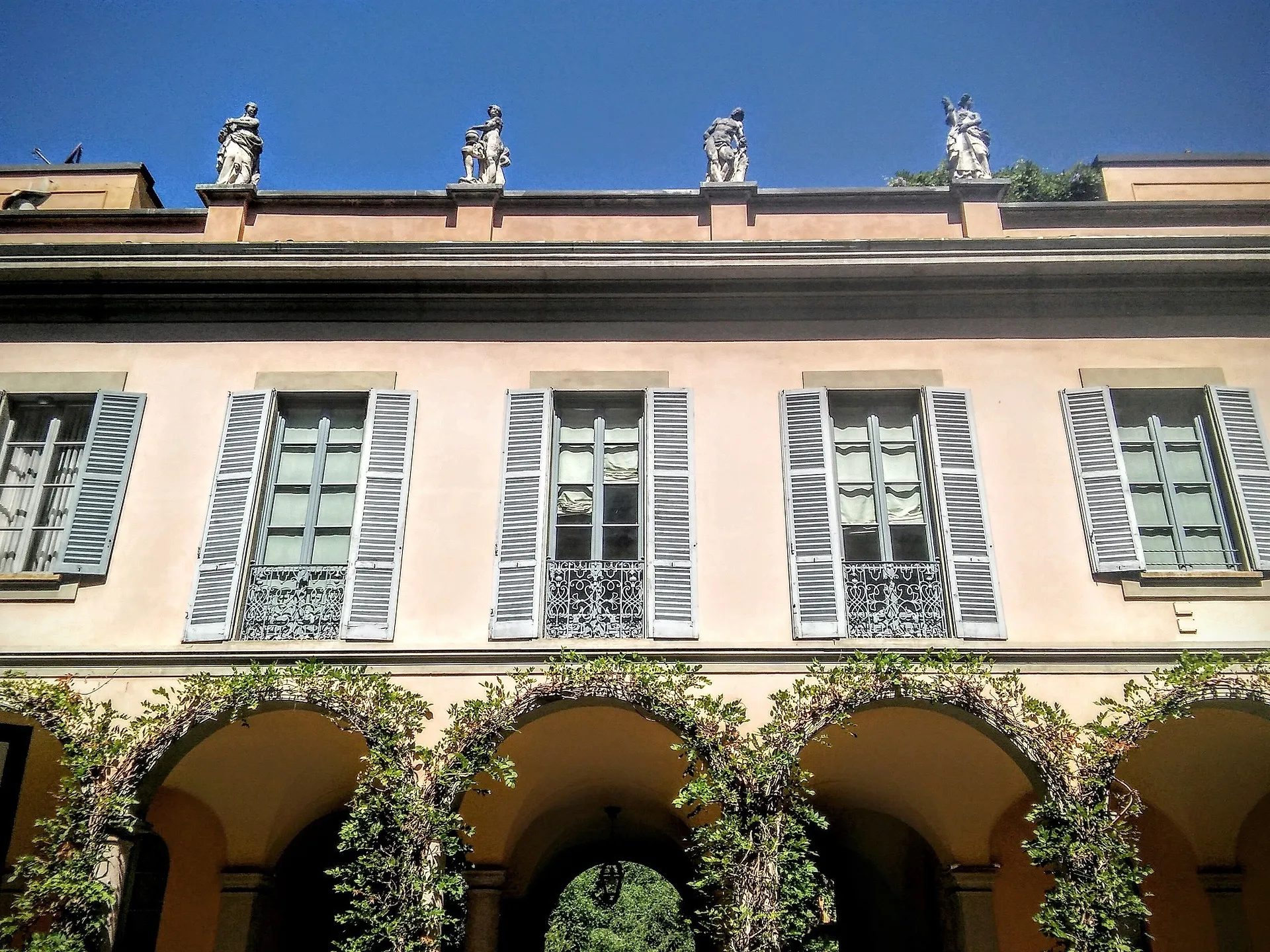 Palazzo Borromeo d’Adda — Milano